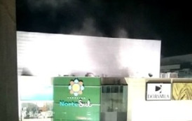 Incêndio atinge shopping em Jardim Camburi, em Vitória