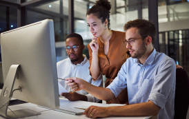 IEL-ES abre vagas de estágio para nível superior com bolsas de até R$ 1.300,00