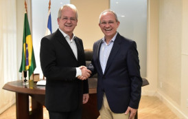 Vice e atual governador em exercício, César Colnago devolve amanhã o cargo a PH.