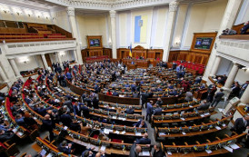 Ucrânia prorroga lei marcial até agosto