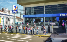 Demanda pelo Auxílio Brasil volta a crescer