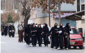 Talibã proíbe mulheres de frequentarem universidade