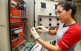 Mais de 350 vagas em cursos gratuitos de qualificação no Senai ES
