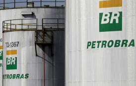 Petrobras sobe 4,5%, impulsionada pela política de dividendos