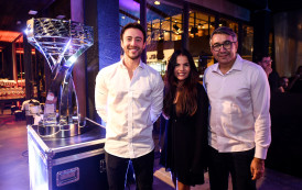 Atual campeão da Stock Car, Gabriel Casagrande recebe anel que simboliza o título e leva assinatura da designer capixaba Ana Paula Castro