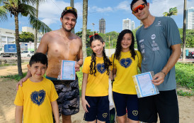Rumo às Olimpíadas de Paris, dupla de vôlei de praia, André Stein e George Wanderley, recebe o carinho das crianças da LBV