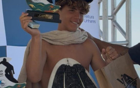 CAPIXABA NO PÓDIO! Surfista Eric Grattz celebra pódio duplo na estreia da Tríplice Coroa em Linhares