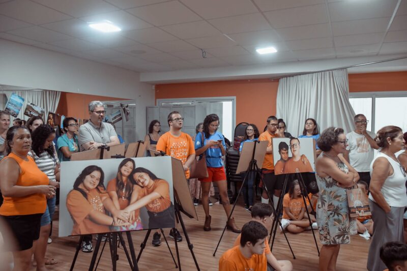 Exposição “Retratos” Instituto Vitória Down chega à agência da Sicredi Vitória, segunda Exposição “Retratos” Instituto Vitória Down chega à agência da Sicredi Vitória, segunda