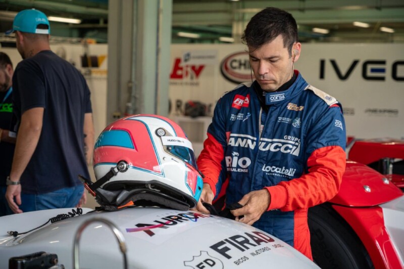 Médico capixaba opera piloto Hugo Cibien às pressas após forte batida em Interlagos Médico capixaba opera piloto Hugo Cibien às pressas após forte batida em Interlagos