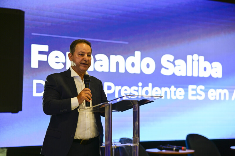 Trinta e cinco vereadores aderem à iniciativa que busca tornar ações mais transparentes e aproximar os parlamentares da população Trinta e cinco vereadores aderem à iniciativa que busca tornar ações mais transparentes e aproximar os parlamentares da população